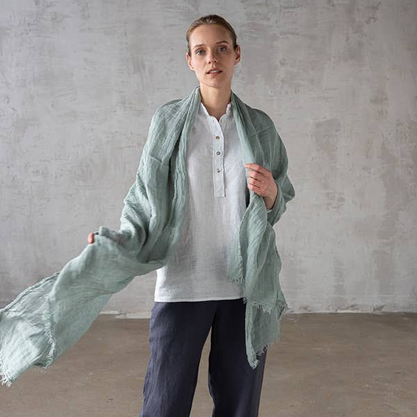 Garza Linen Shawl Moss Green